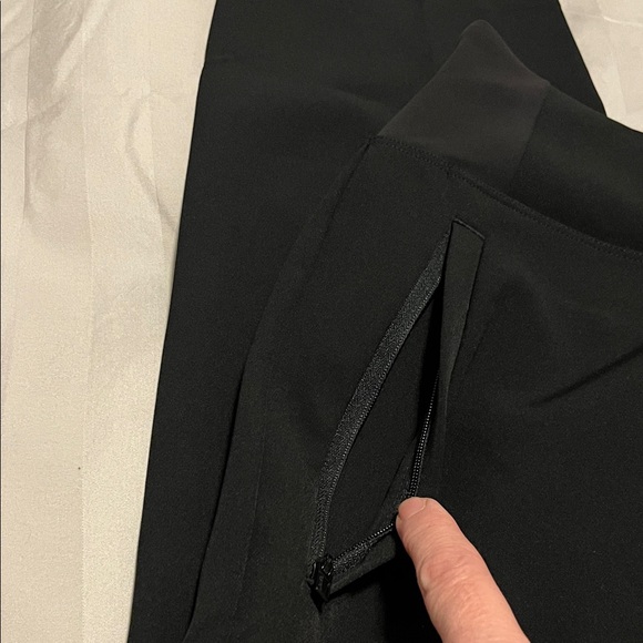 Athleta Woman’s Endless Pant - Picture 4 of 9